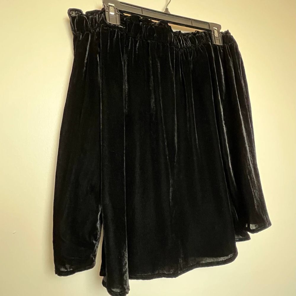 J. Crew Black Velvet Off the Shoulder Blouse XS - Picture 3 of 6